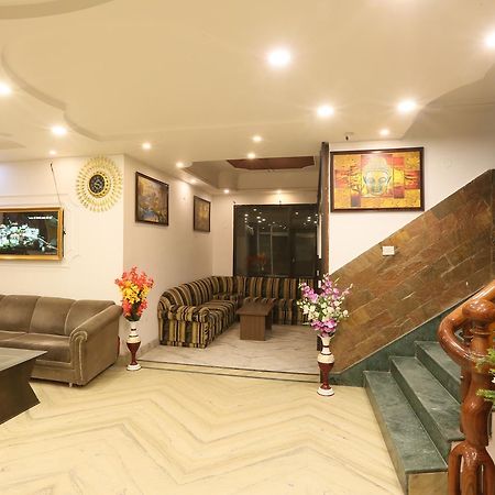 Hotel Katra Residency Exteriér fotografie