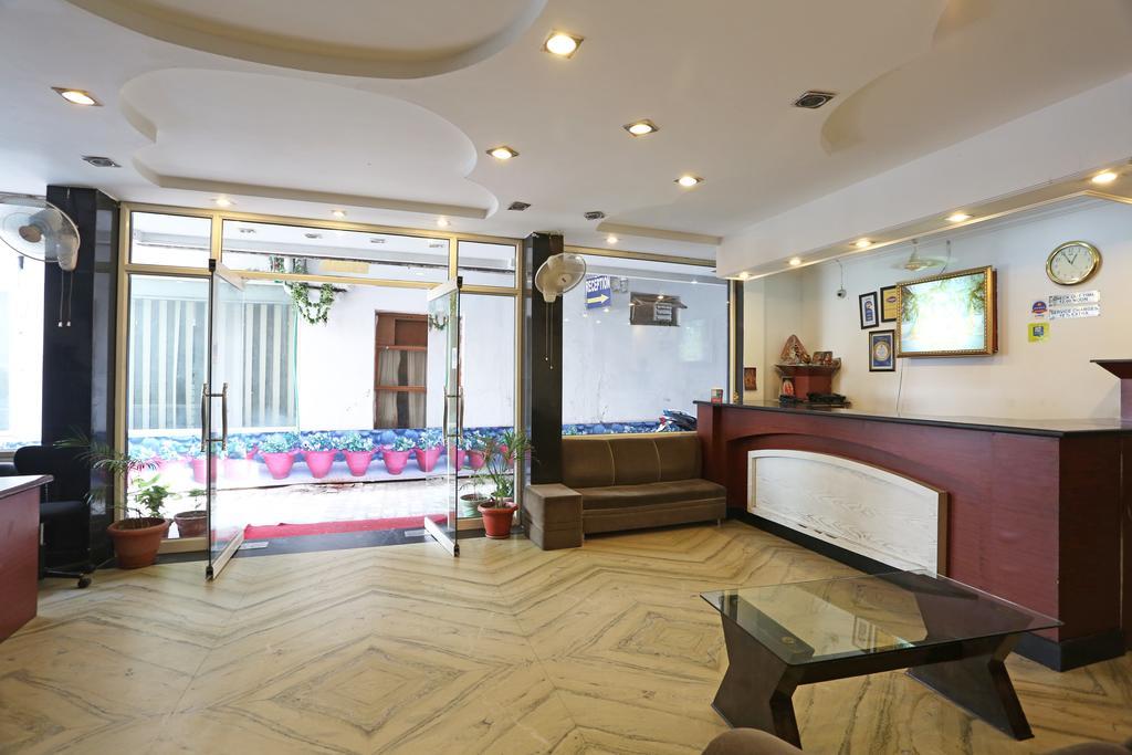 Hotel Katra Residency Exteriér fotografie