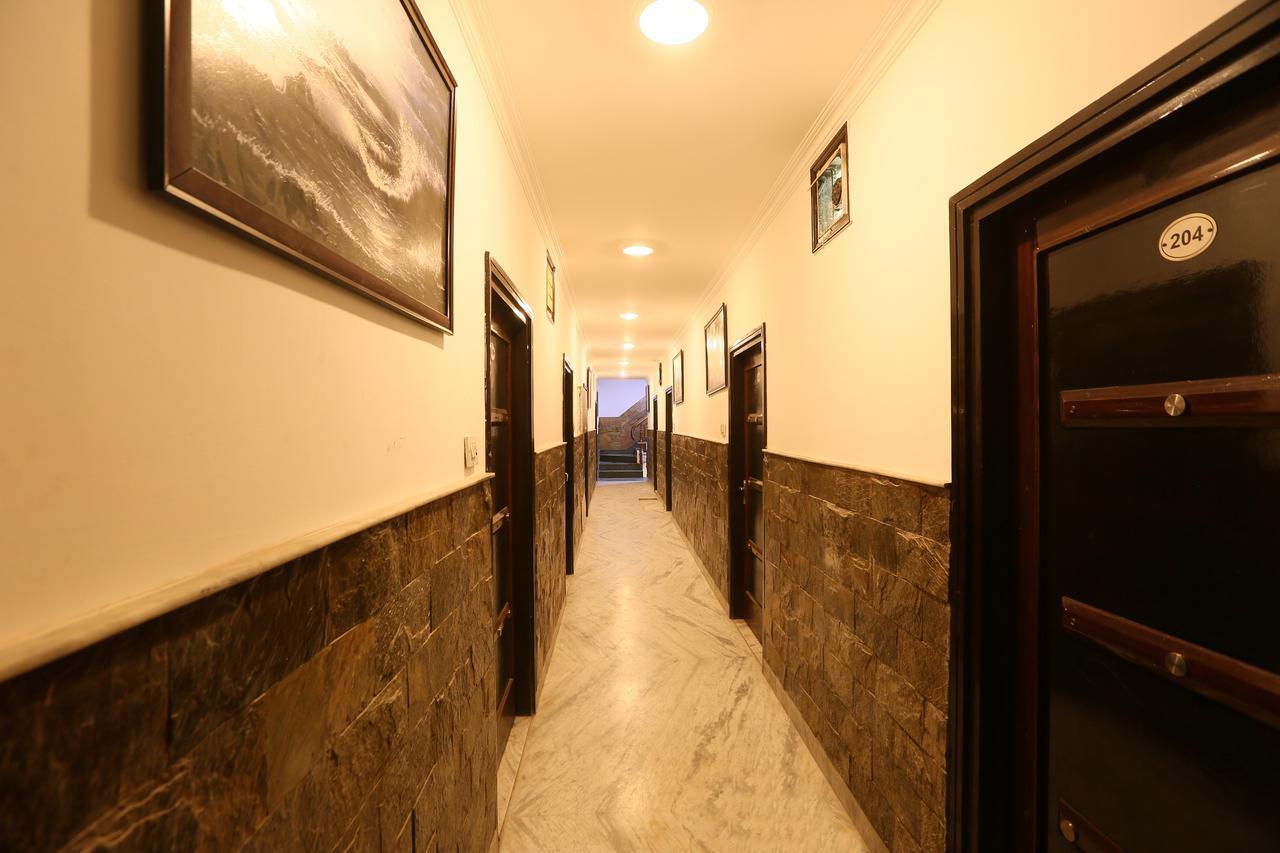 Hotel Katra Residency Exteriér fotografie