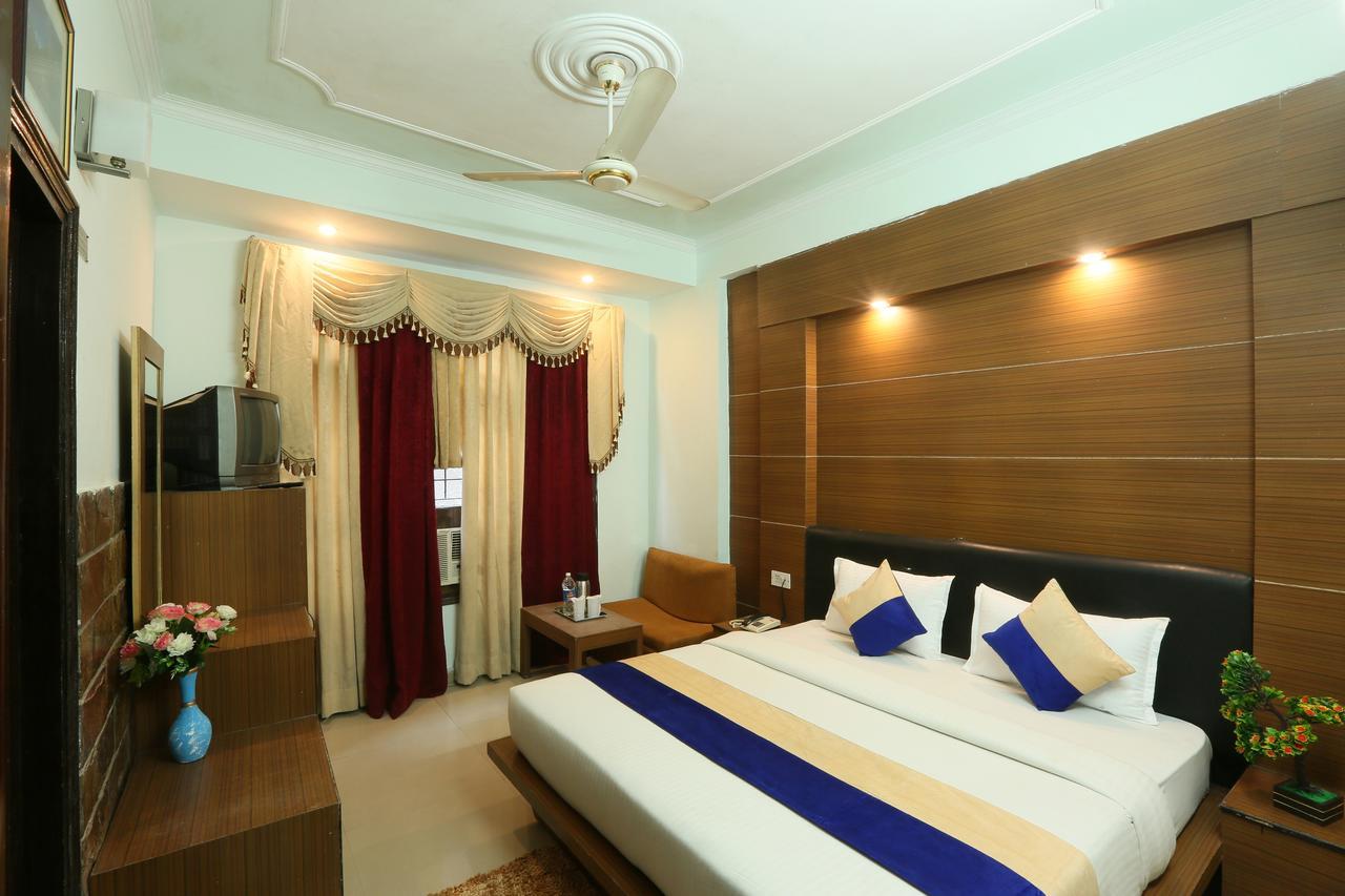 Hotel Katra Residency Exteriér fotografie