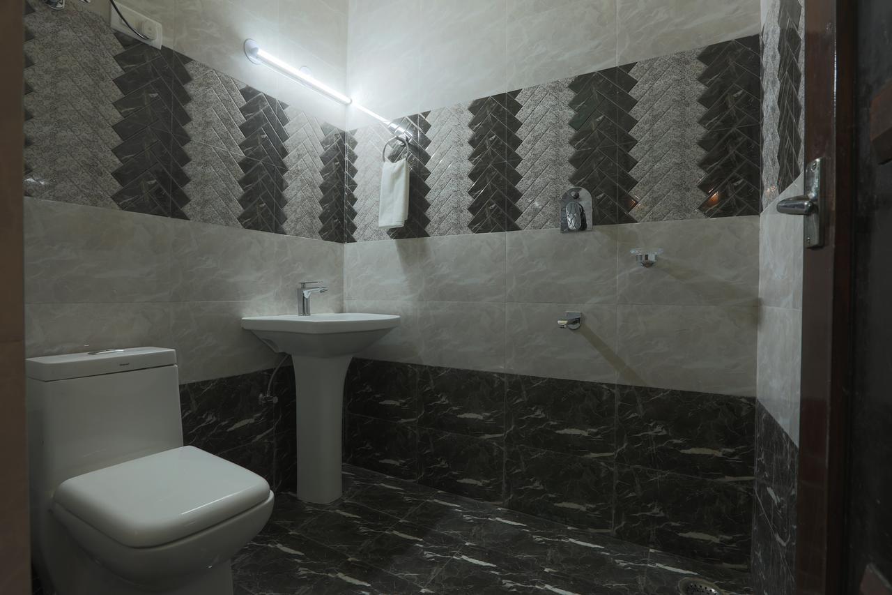 Hotel Katra Residency Exteriér fotografie